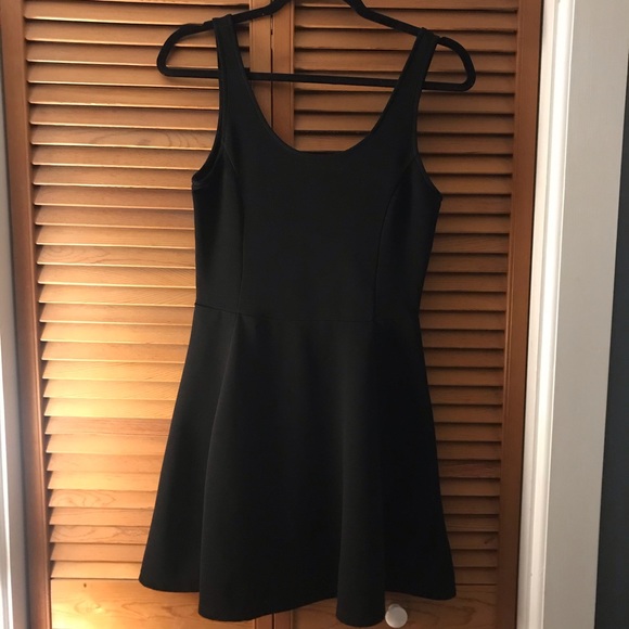 Ribbed LBD (classic Little Black Dress) - Picture 1 of 3